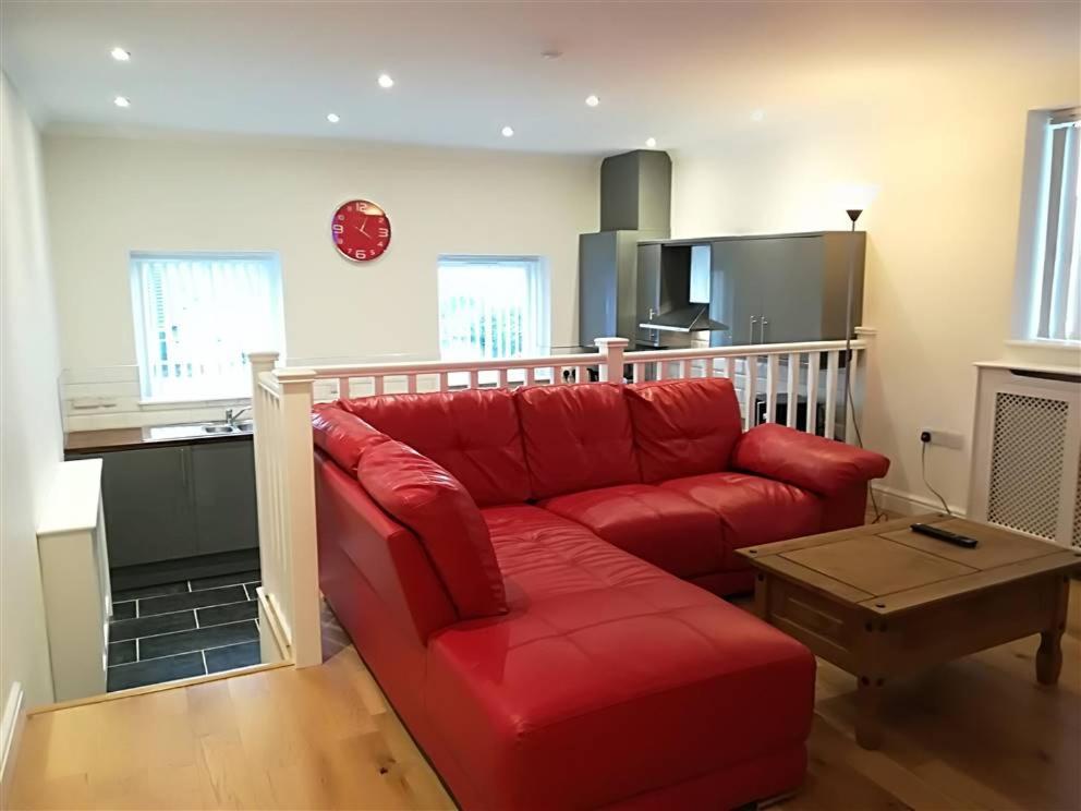 2 Bedroom Modern Apartment, Uplands, Σουόνσι Εξωτερικό φωτογραφία